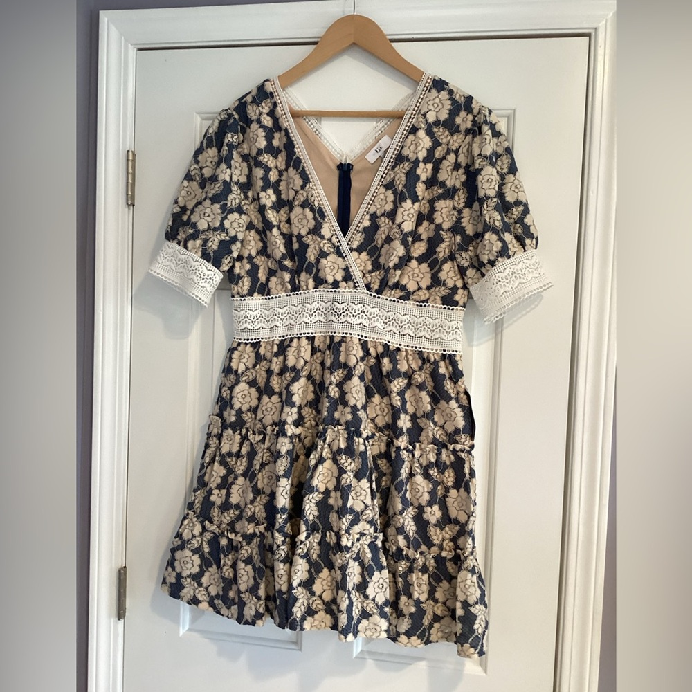 NSR Floral Lace Trim V-Neck Midi Short Sleeve Dress XL